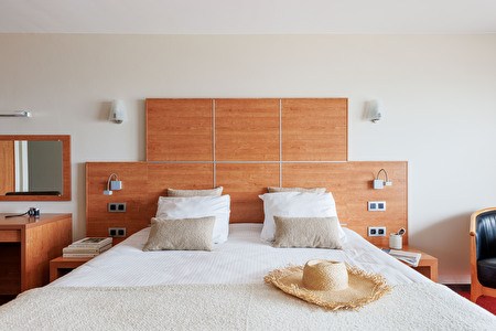 Zimmer WP Hotel Riant Séjour